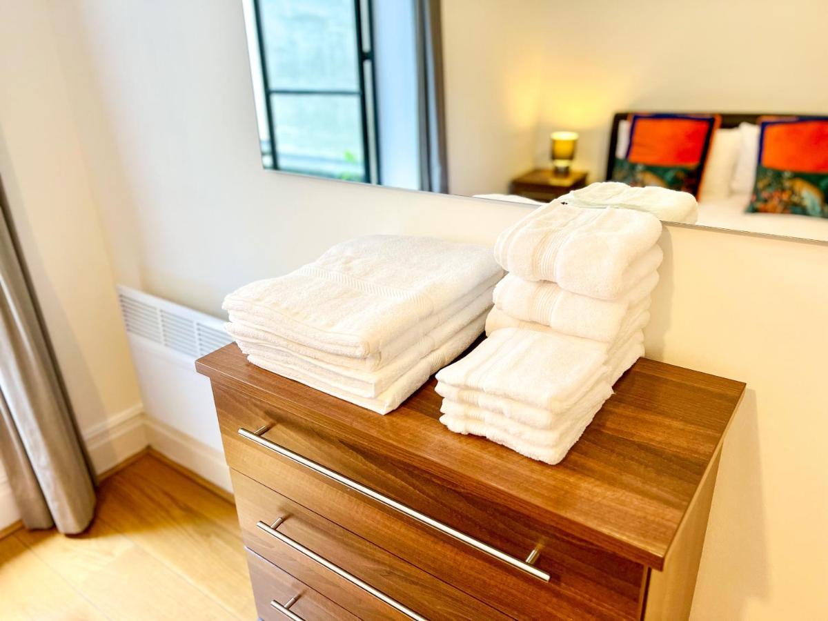Deluxe Entire Apartment Between Covent Garden And St Pauls Cathedral London Exterior photo